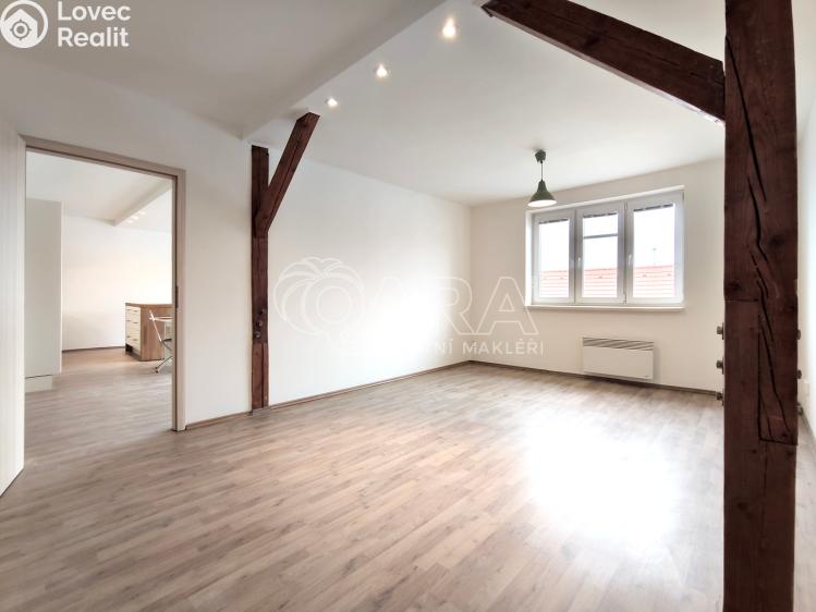 Pronájem bytu 3+KK Praha, Lindnerova 104/10 č. 19