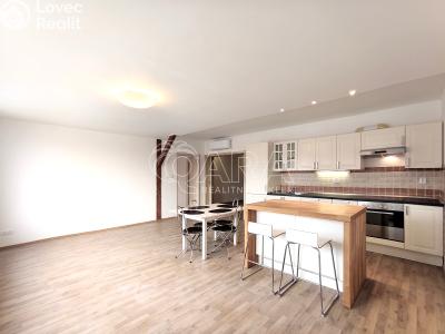 Pronájem bytu 3+KK Praha, Lindnerova č. 2