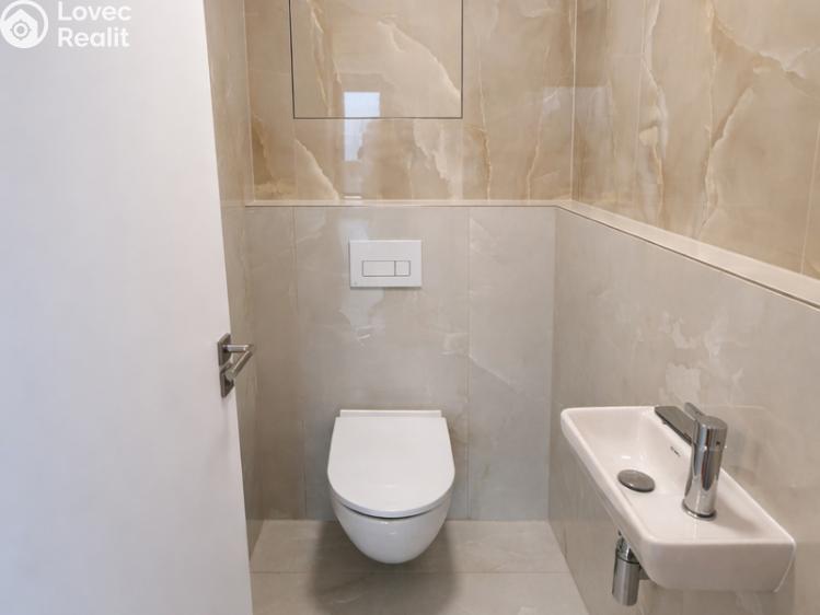 Pronájem bytu 2+KK Brno, třída Generála Píky 1999/5 č. 9