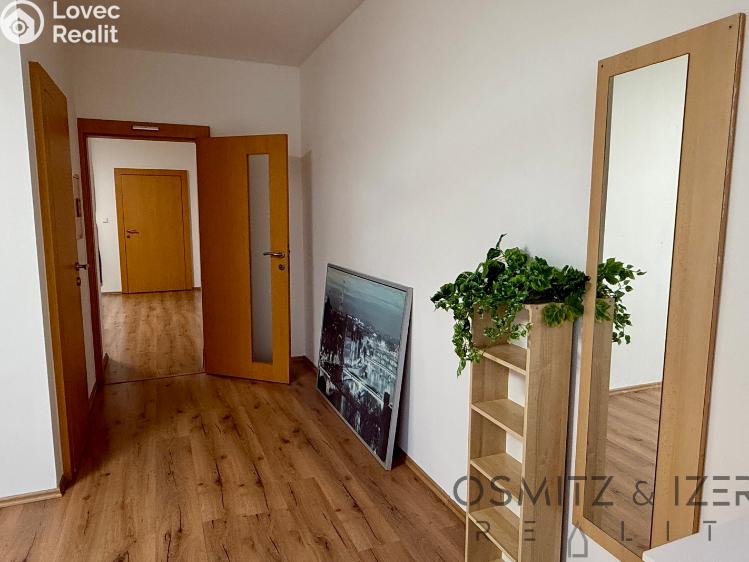 Pronájem bytu 2+KK Praha, K lesu 345/12 č. 17