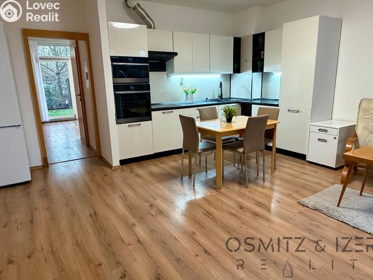 Rent apartment 2+KK Praha, K lesu 345/12 č. 11