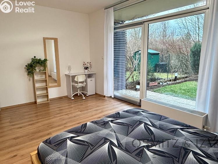 Rent apartment 2+KK Praha, K lesu 345/12 č. 13