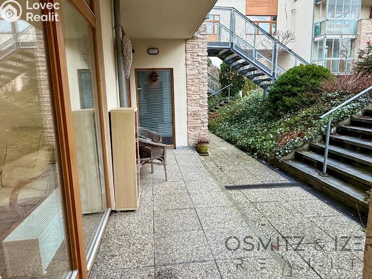 Pronájem bytu 2+KK Praha, K lesu 345/12 č. 21