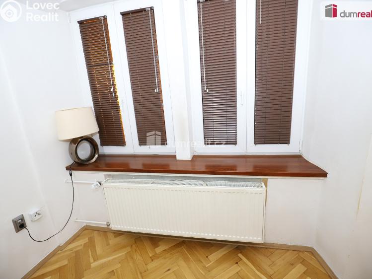 Pronájem bytu 3+1 Cheb, Hradební č. 14