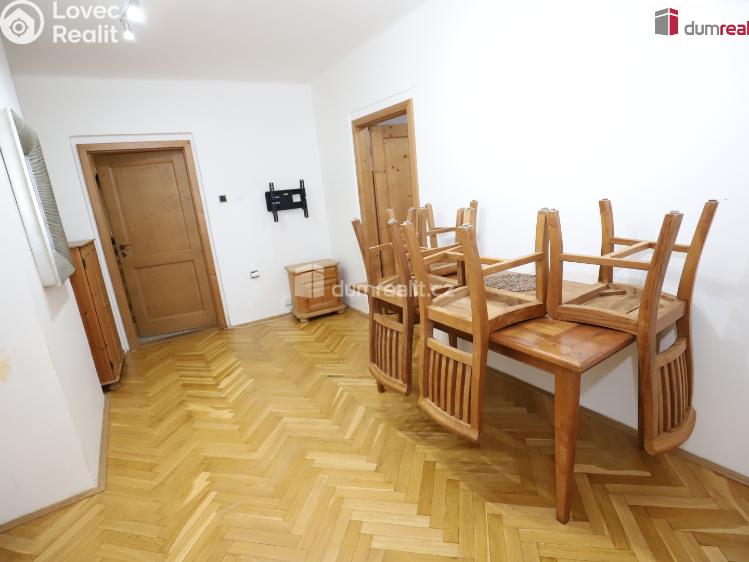 Pronájem bytu 3+1 Cheb, Hradební č. 15