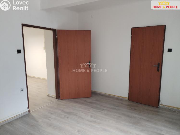 Аренда коммерческой недвижимости Praha 4, Na rolích č. 4