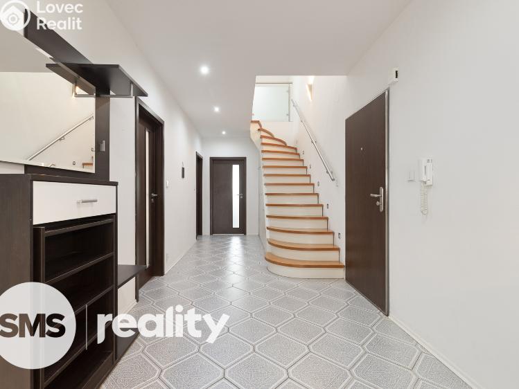 Prodej bytu 5+KK Opava, Máchova 1534/2 č. 7