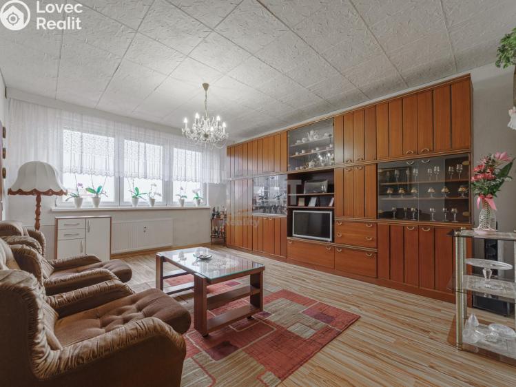 Prodej bytu 3+1 Český Těšín, Kysucká 1790/5 č. 1