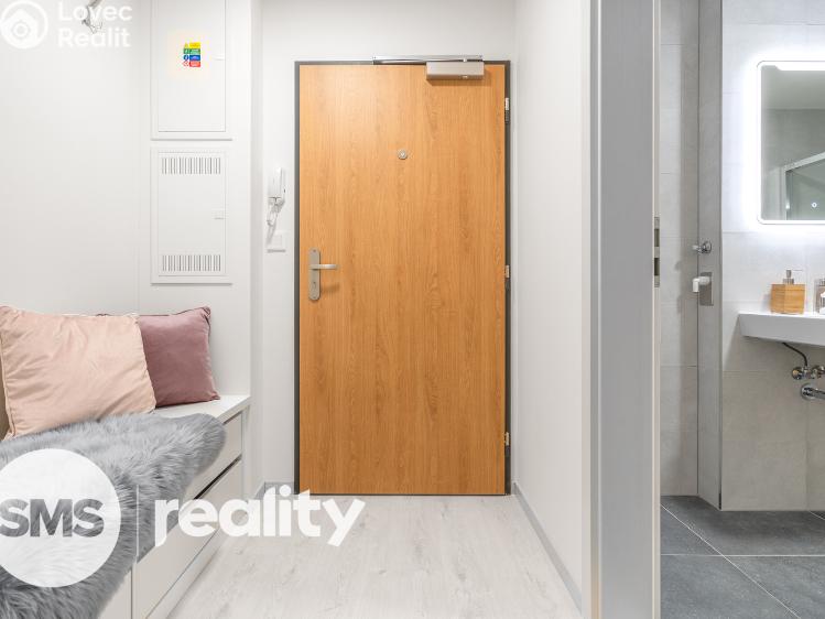 Pronájem bytu 2+KK Odolena Voda, Pod Sokolákem 709 č. 11