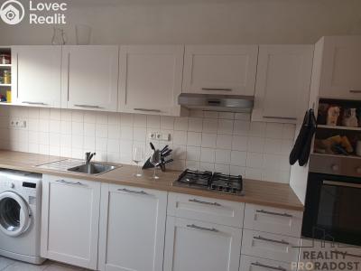 Pronájem bytu 2+1 Praha, Doudova č. 4