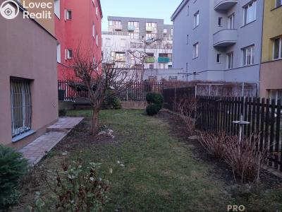 Pronájem bytu 2+1 Praha, Doudova č. 5