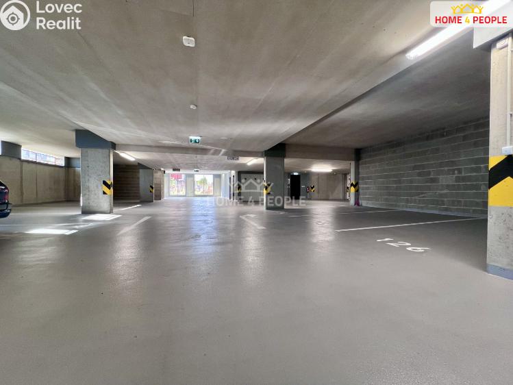 Pronájem garáže Praha-Dolní Měcholupy, Kardausova č. 1