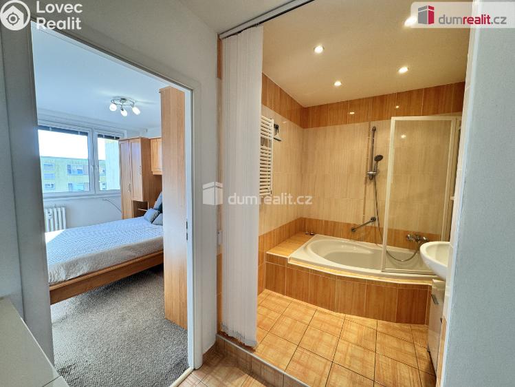 Pronájem bytu 3+1 Praha 8, Chotovická č. 3