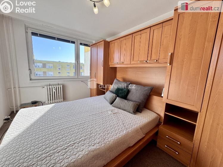 Pronájem bytu 3+1 Praha 8, Chotovická č. 7