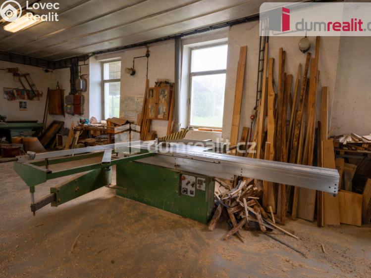 Pronájem výrobní haly Olešník č. 11