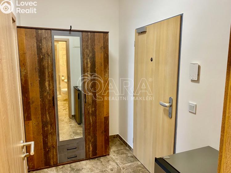 Pronájem bytu 1+KK Praha, Werichova 1145/23 č. 10