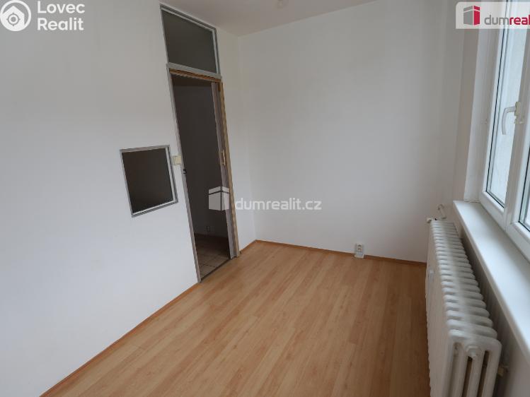 Продажа квартиры 2+1 Hroznětín, Sídliště č. 5