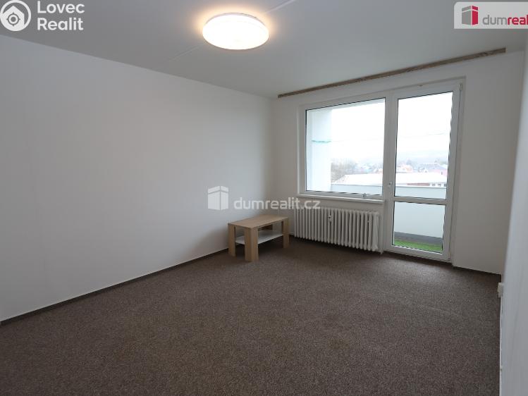 Продажа квартиры 2+1 Hroznětín, Sídliště č. 6