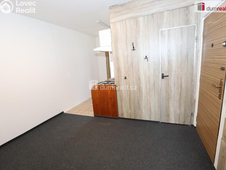 Продажа квартиры 2+1 Hroznětín, Sídliště č. 10