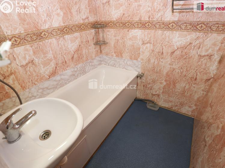 Продажа квартиры 2+1 Hroznětín, Sídliště č. 13