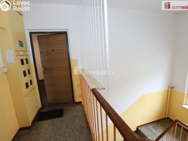 Продажа квартиры 2+1 Hroznětín, Sídliště č. 18