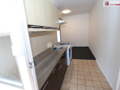 Продаж квартири 2+1 Hroznětín, Sídliště č. 9