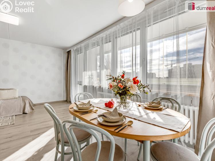 Prodej bytu 3+1 Praha 13, Zázvorkova č. 1