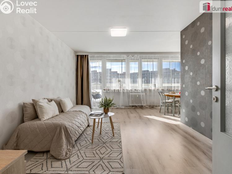 Prodej bytu 3+1 Praha 13, Zázvorkova č. 8