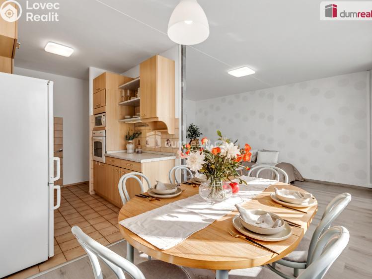 Prodej bytu 3+1 Praha 13, Zázvorkova č. 9