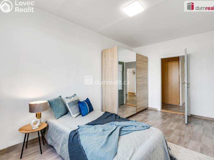 Prodej bytu 3+1 Praha 13, Zázvorkova č. 14