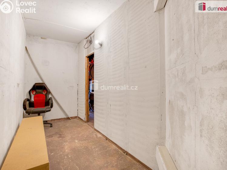 Prodej bytu 3+1 Praha 13, Zázvorkova č. 24