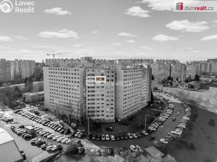 Prodej bytu 3+1 Praha 13, Zázvorkova č. 31