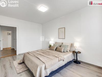 Prodej bytu 3+1 Praha 13, Zázvorkova č. 2