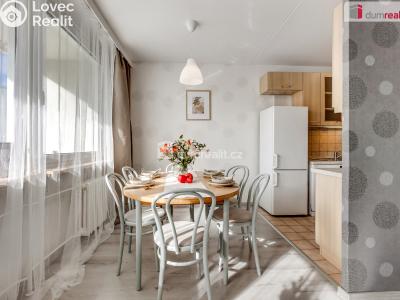 Prodej bytu 3+1 Praha 13, Zázvorkova č. 6