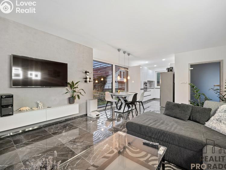 Продаж сімейного будинку Seč č. 7