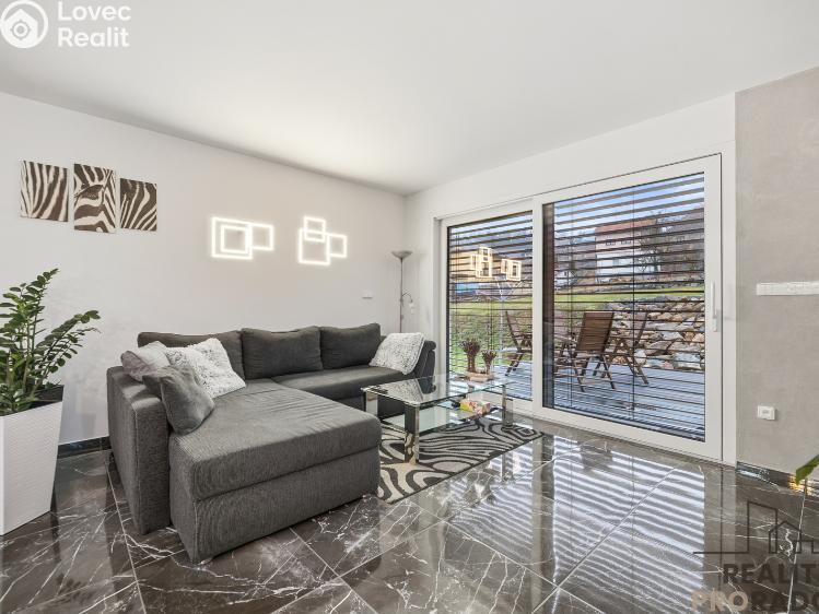 Продаж сімейного будинку Seč č. 10