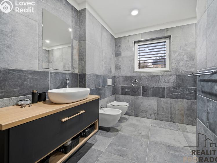 Продаж сімейного будинку Seč č. 15