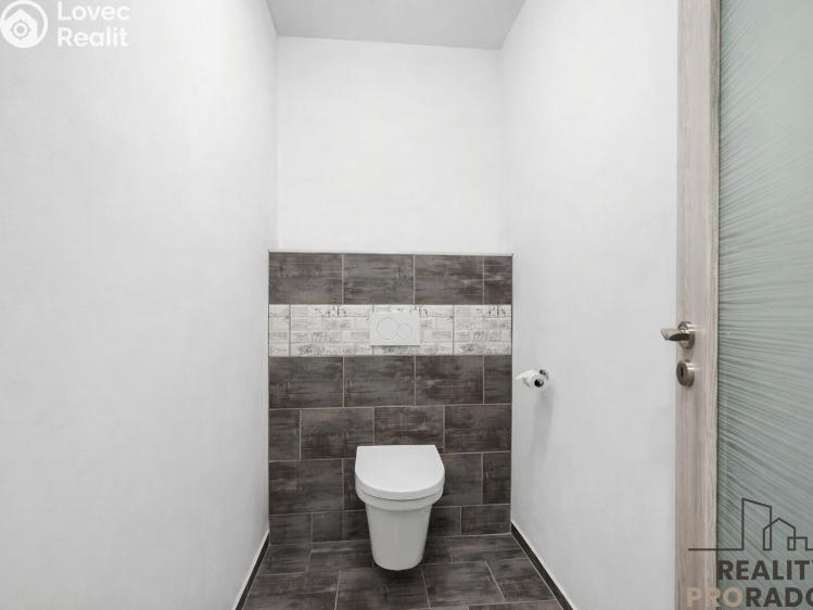 Продаж сімейного будинку Seč č. 16