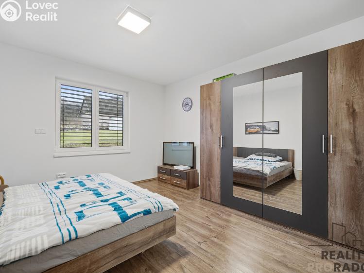 Продаж сімейного будинку Seč č. 21