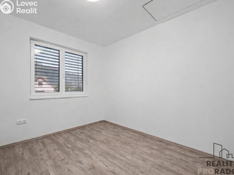 Продаж сімейного будинку Seč č. 23