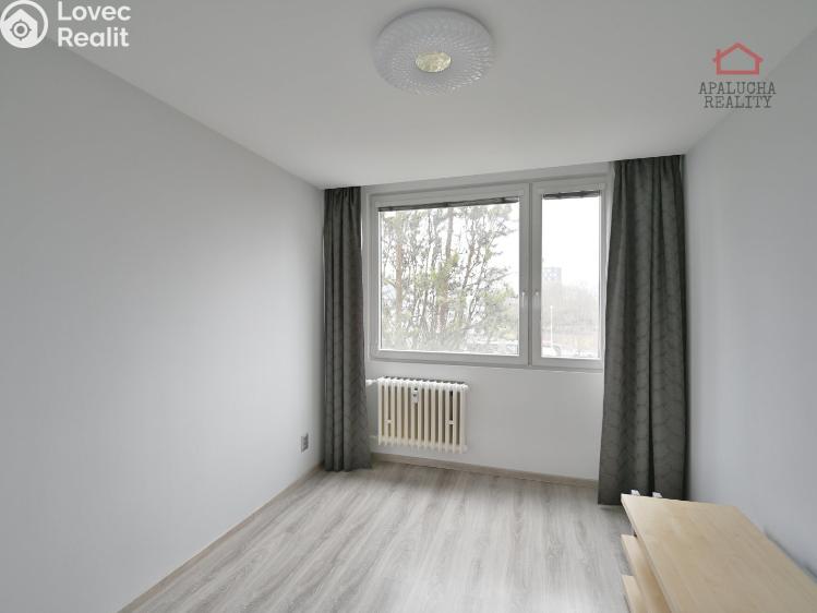 Rent apartment 3+1 Praha, Pískovcová 733/14 č. 8