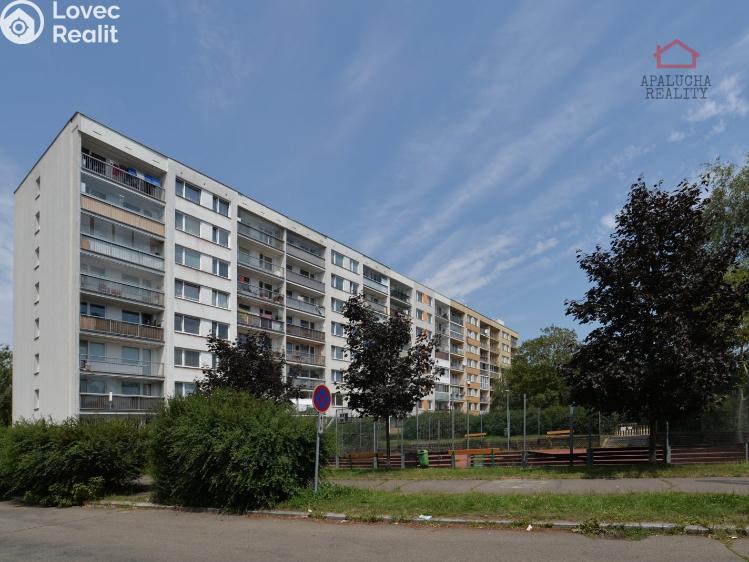 Rent apartment 3+1 Praha, Pískovcová 733/14 č. 16