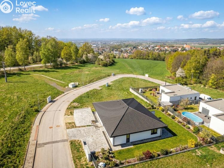 Prodej rodinného domu Hlincová Hora, Na Lukách 330 č. 3