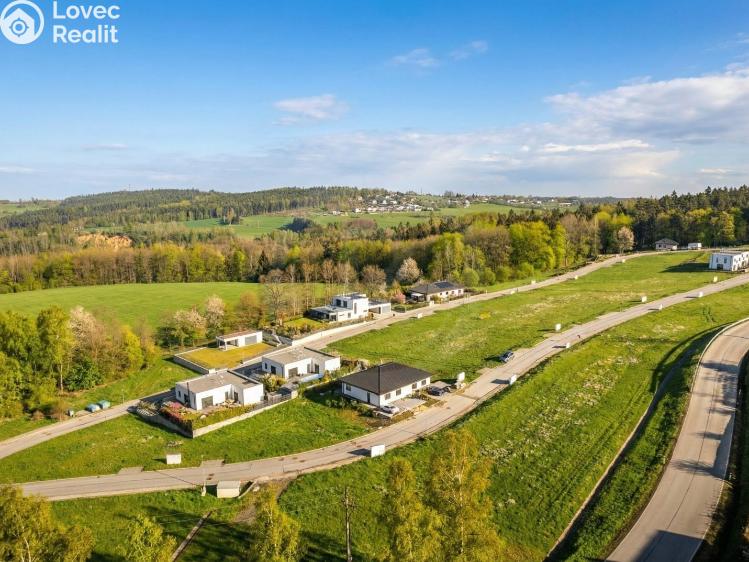 Prodej rodinného domu Hlincová Hora, Na Lukách 330 č. 8