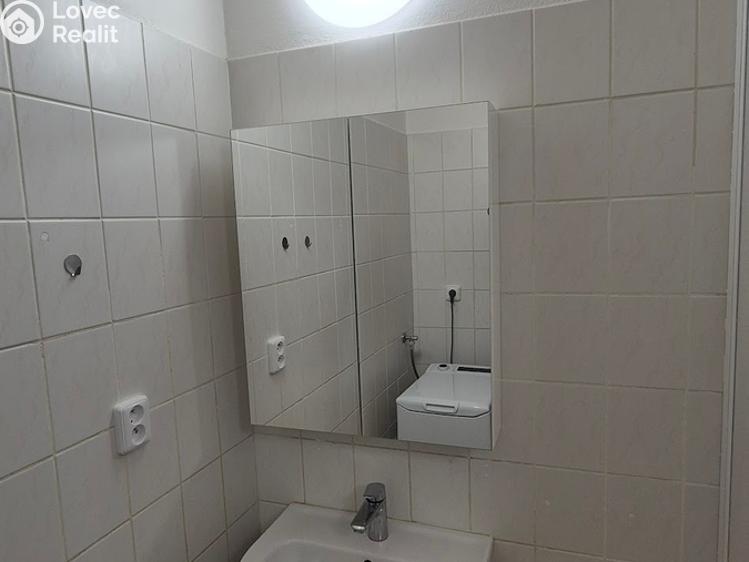 Prodej bytu 1+1 Břeclav, Na Valtické 736/86 č. 10