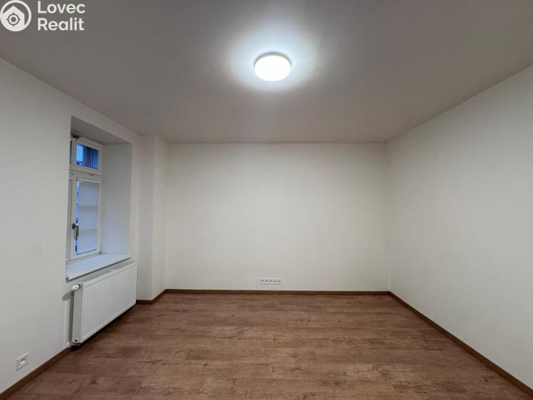 Pronájem bytu 2+KK Praha, Na Petynce č. 1