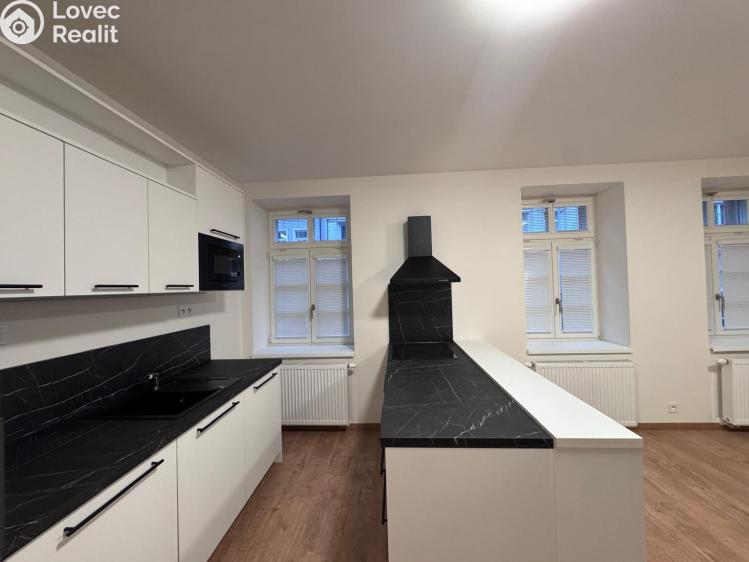 Pronájem bytu 2+KK Praha, Na Petynce č. 3
