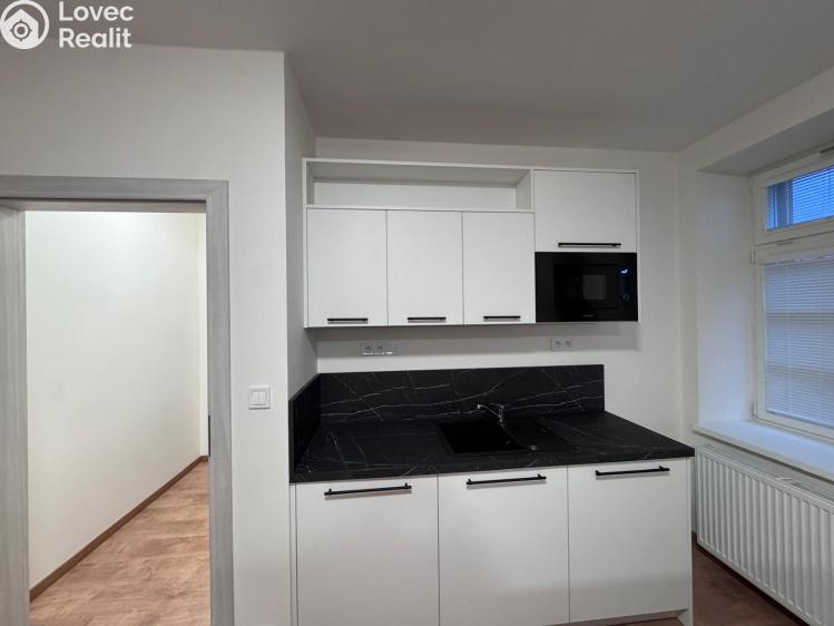 Pronájem bytu 2+KK Praha, Na Petynce č. 7