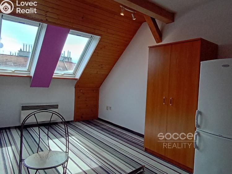 Rent apartment 2+KK Praha, Jirečkova č. 7