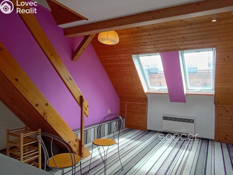 Rent apartment 2+KK Praha, Jirečkova č. 11